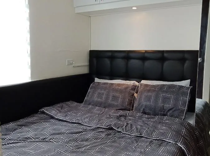 Mabolo Garden Flat A6 With Free Rooftop Pool Apartment