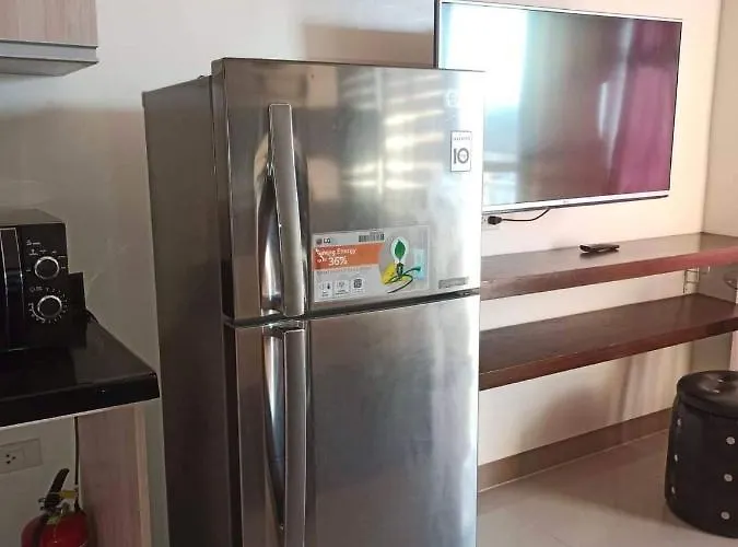 Mabolo Garden Flat A6 With Free Rooftop Pool Apartment Cebu