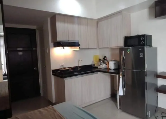 Mabolo Garden Flat A6 With Free Rooftop Pool