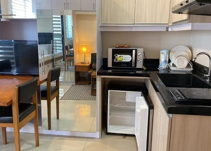Mabolo Garden Flat A6 With Free Rooftop Pool * Cebu