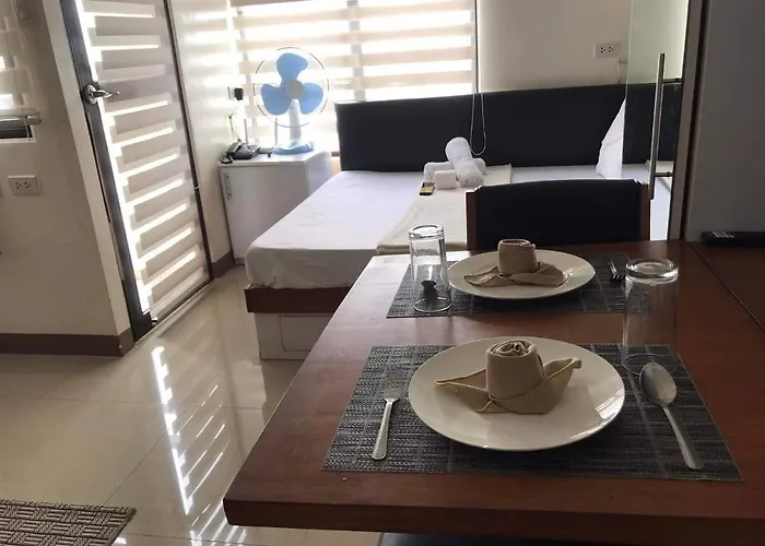 Mabolo Garden Flat A6 With Free Rooftop Pool Apartment Cebu